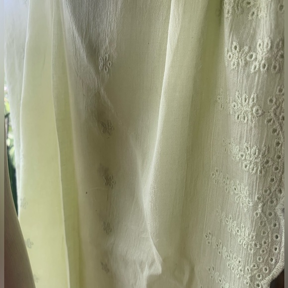 LIME GREEN full length dupatta. cotton. with chicankari work - Picture 3 of 3